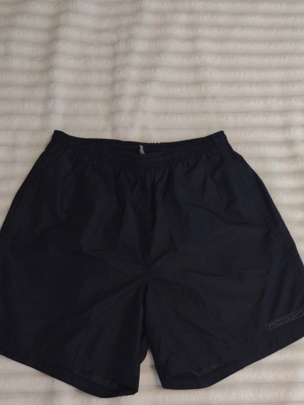 Nike ACG Mens Med Black Sport Shorts Elastic & Tie Waist Interior Briefs Pockets